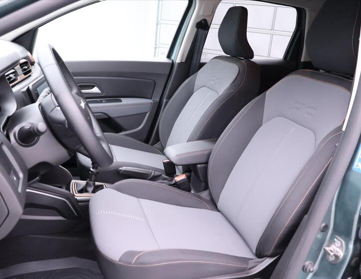 Dacia Duster 11