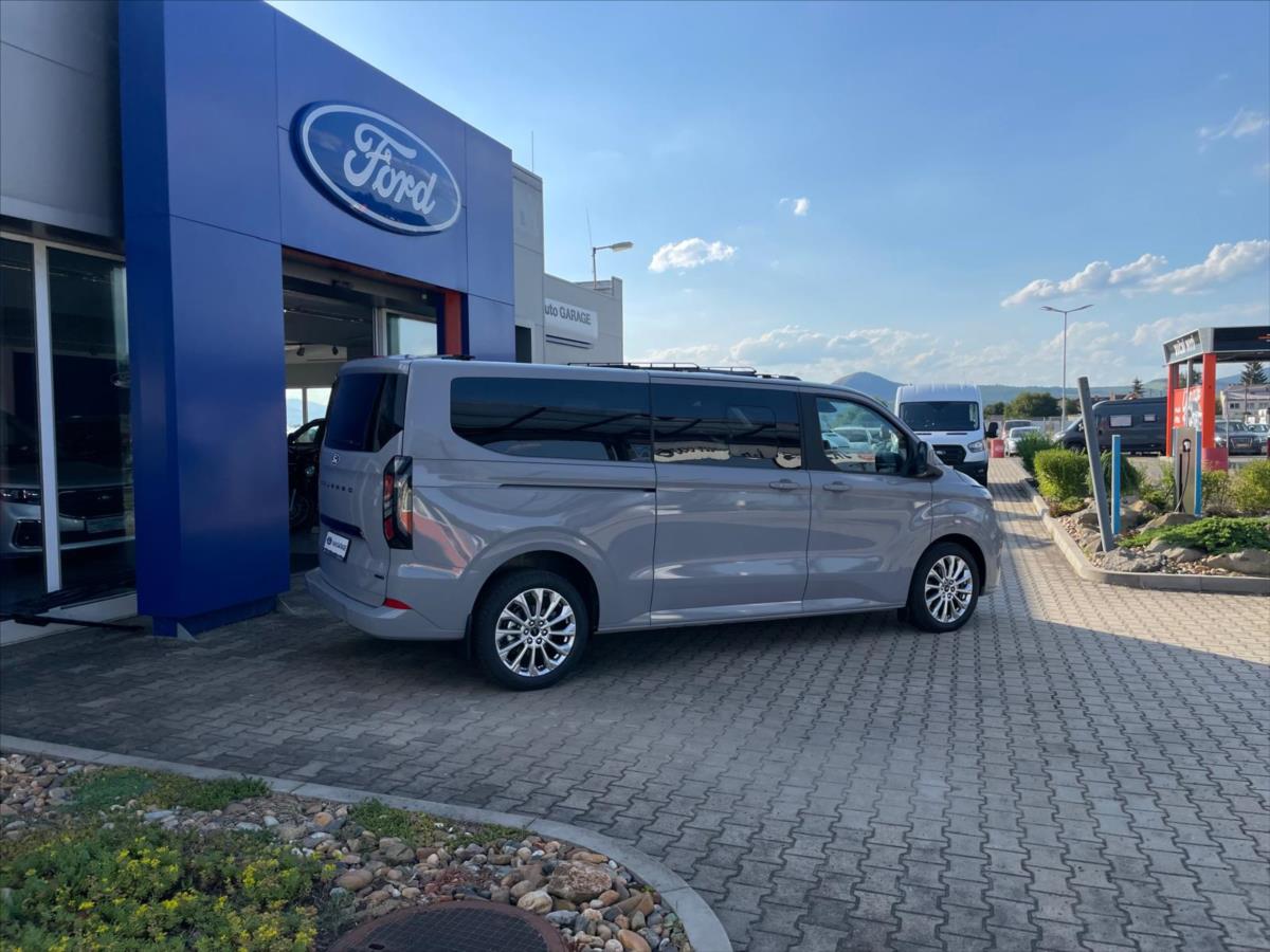 Ford Tourneo Custom