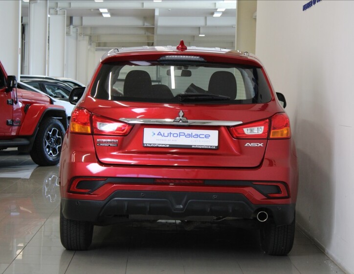 Mitsubishi ASX 4