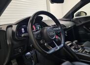 Audi R8 10