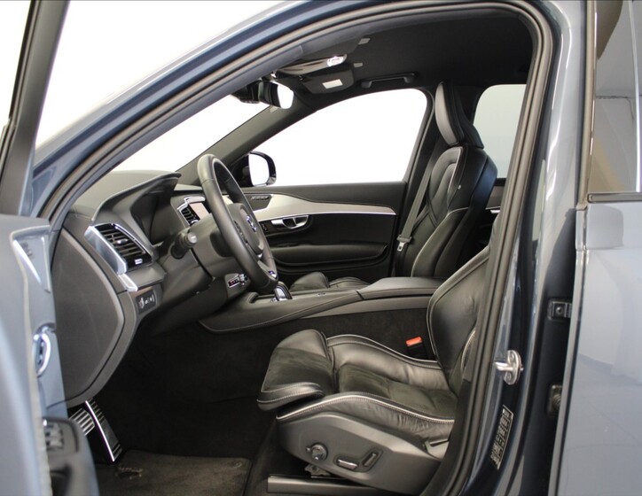 Volvo XC90 6
