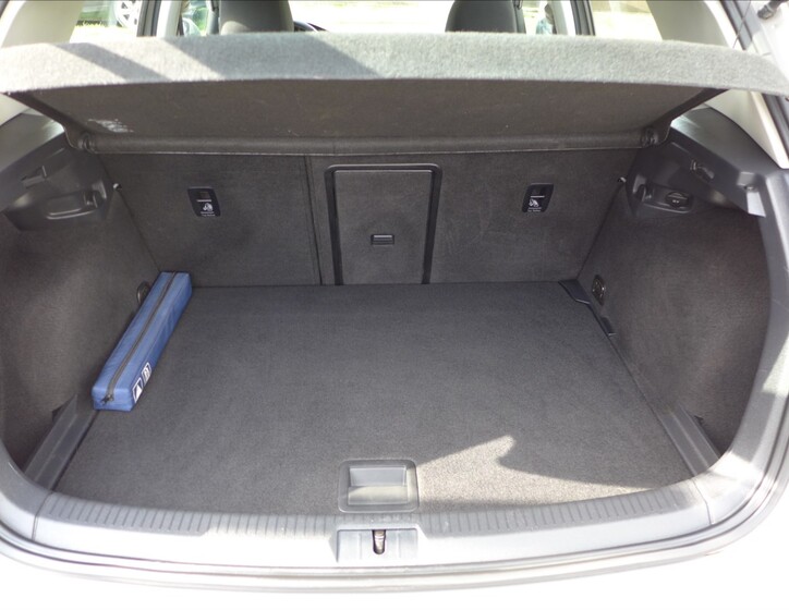 Volkswagen Golf 26