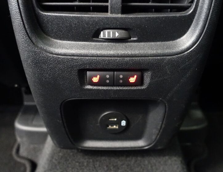 Ford Kuga 28