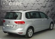 Volkswagen Touran 5