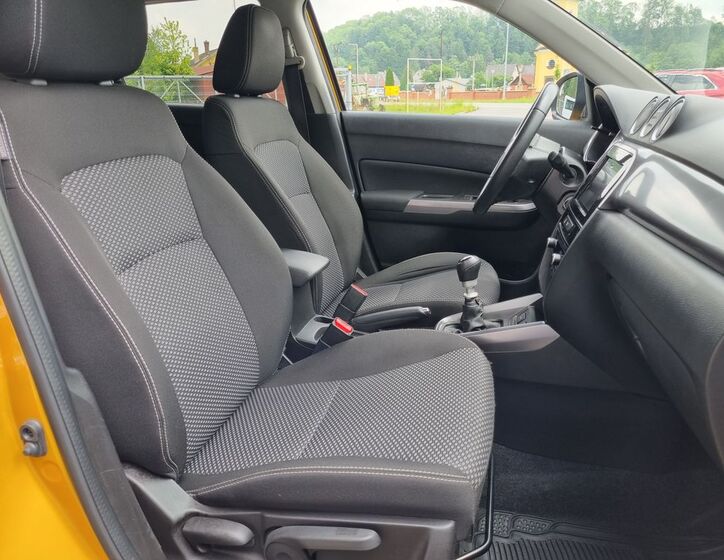 Suzuki Vitara 10