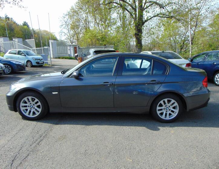 BMW Řada 3 8