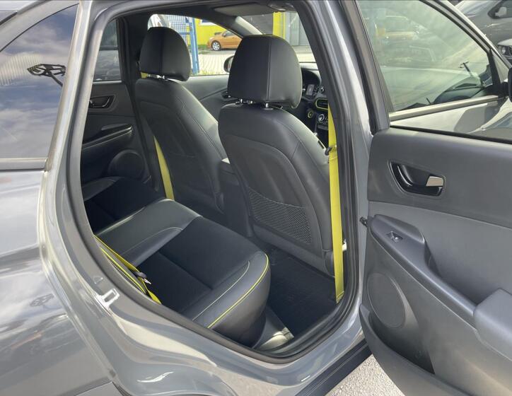 Hyundai Kona 23