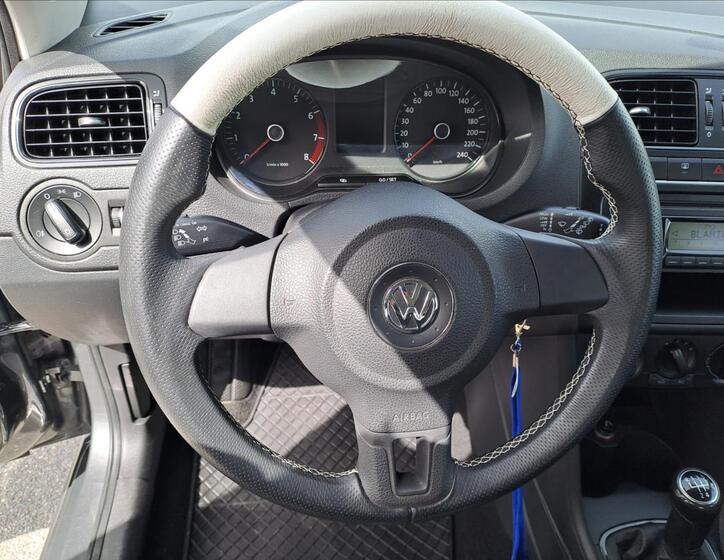 Volkswagen Polo 11