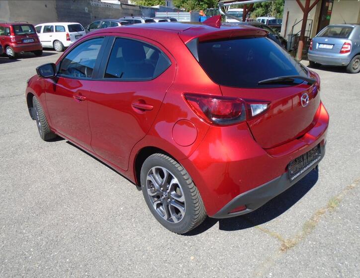 Mazda 2 2