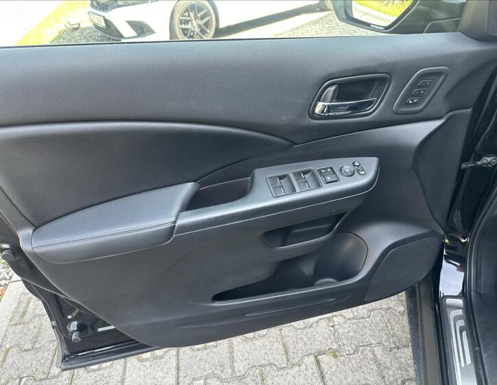 Honda CR-V 10