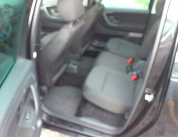 Škoda Roomster 10