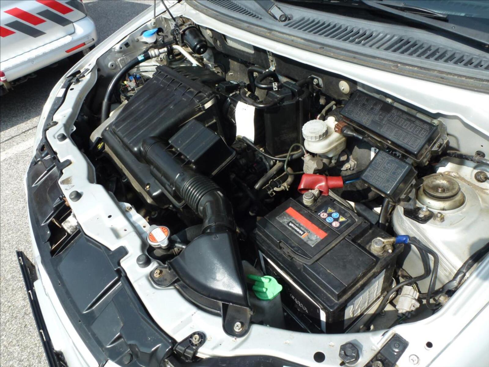 Suzuki Ignis 37