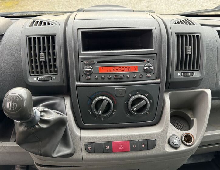 Peugeot Boxer 11