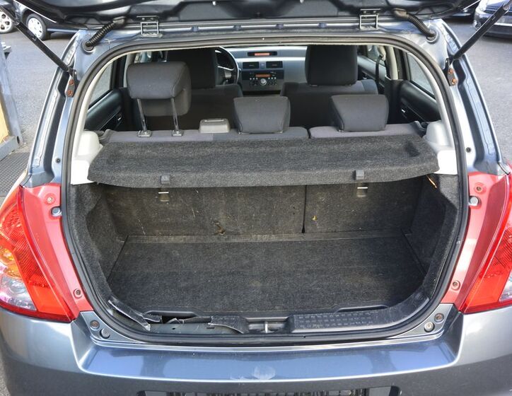 Suzuki Swift 28