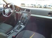 Volkswagen Golf 66