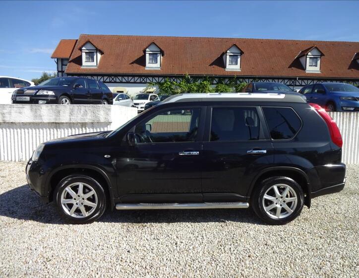 Nissan X-Trail 4