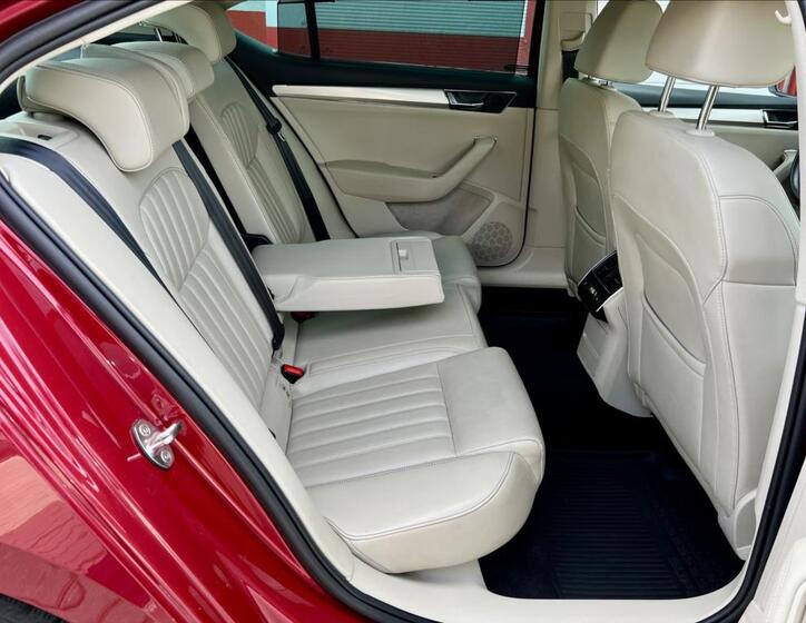 Škoda Superb 18