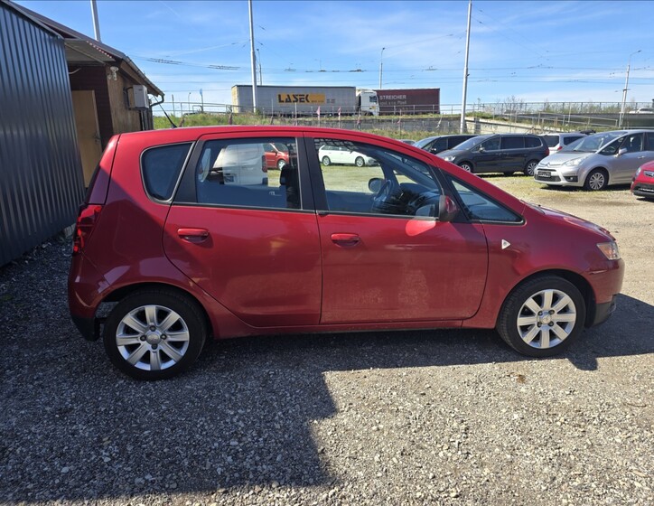 Mitsubishi Colt 4