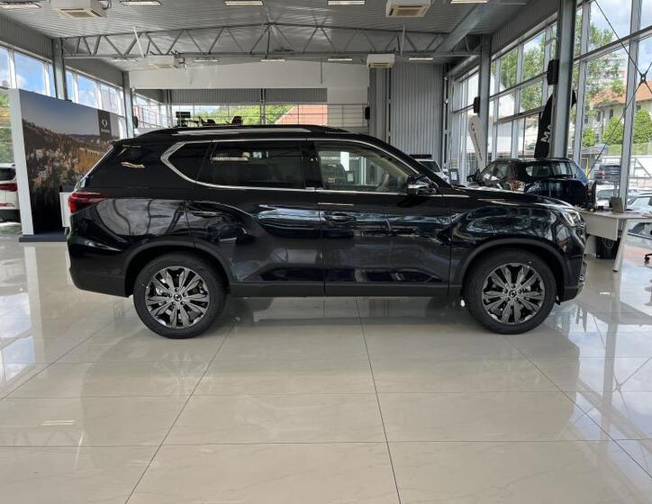 SsangYong Rexton 8