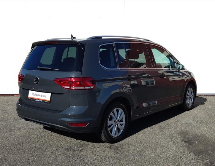 Volkswagen Touran 28