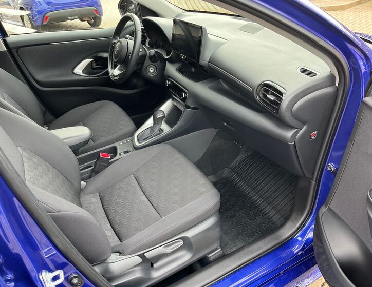 Toyota Yaris 17