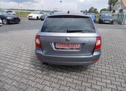 Škoda Superb 9