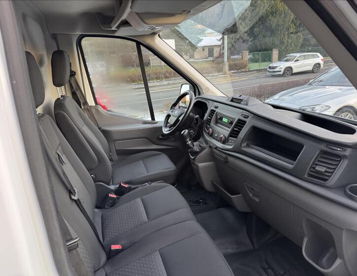 Ford Transit 13