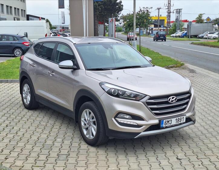 Hyundai Tucson 4
