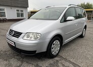 Volkswagen Touran 1