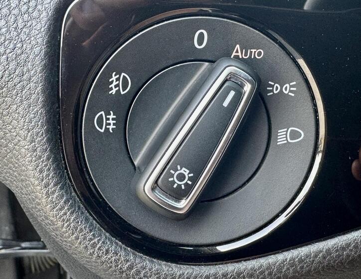 Volkswagen Golf 31