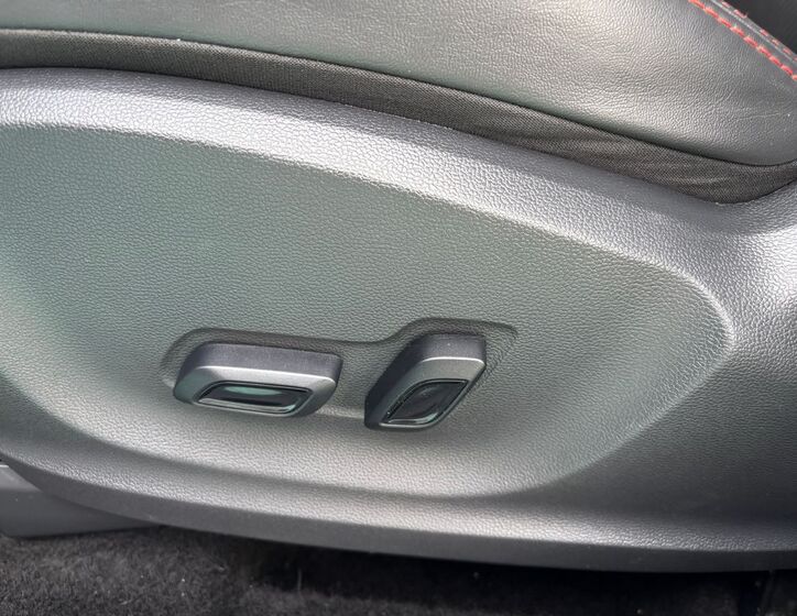 MG ZS 17