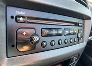 Peugeot 206 30