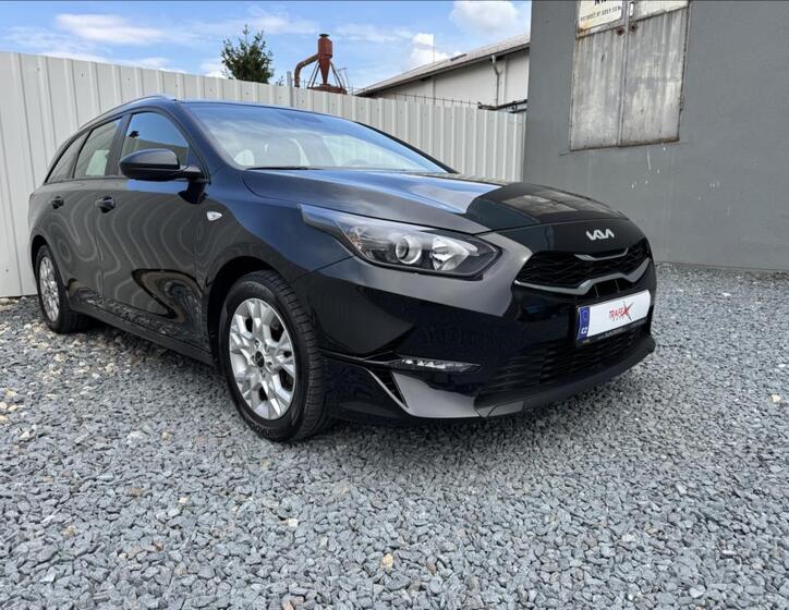 KIA Ceed 1