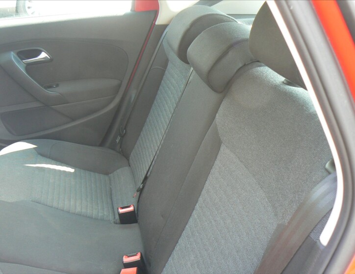 Volkswagen Polo 16