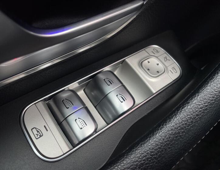 Mercedes-Benz GLS 26