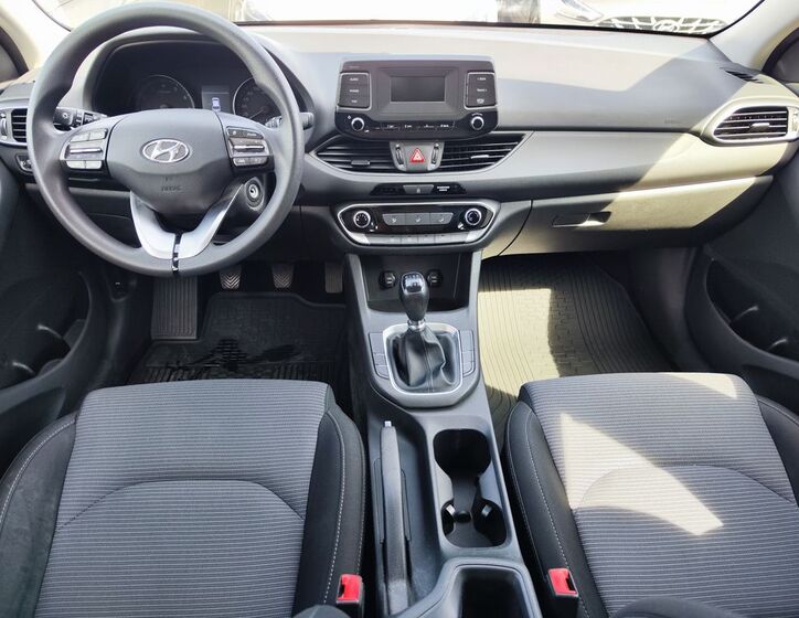 Hyundai i30 11