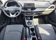 Hyundai i30 11