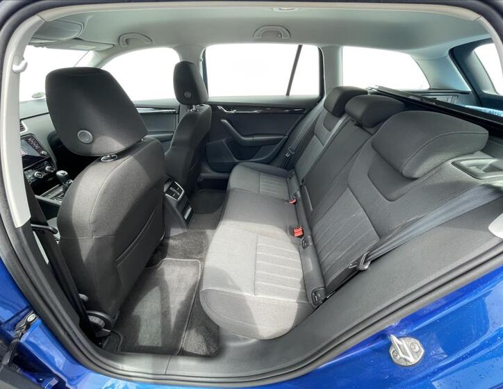 Škoda Octavia 16