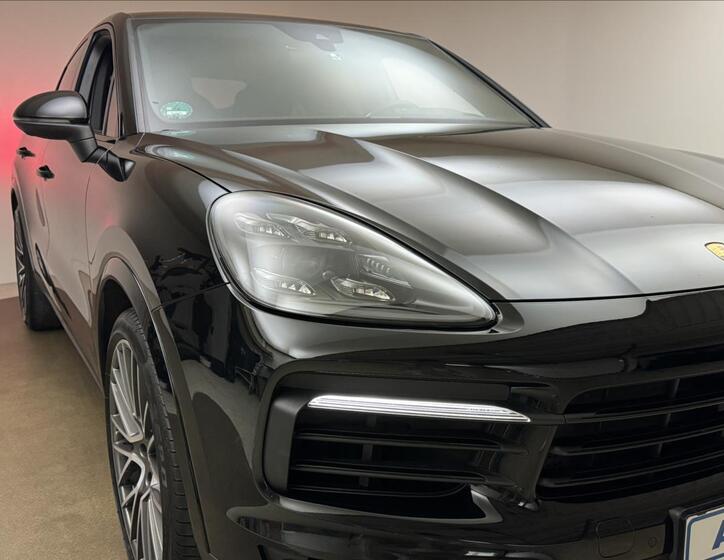 Porsche Cayenne 46