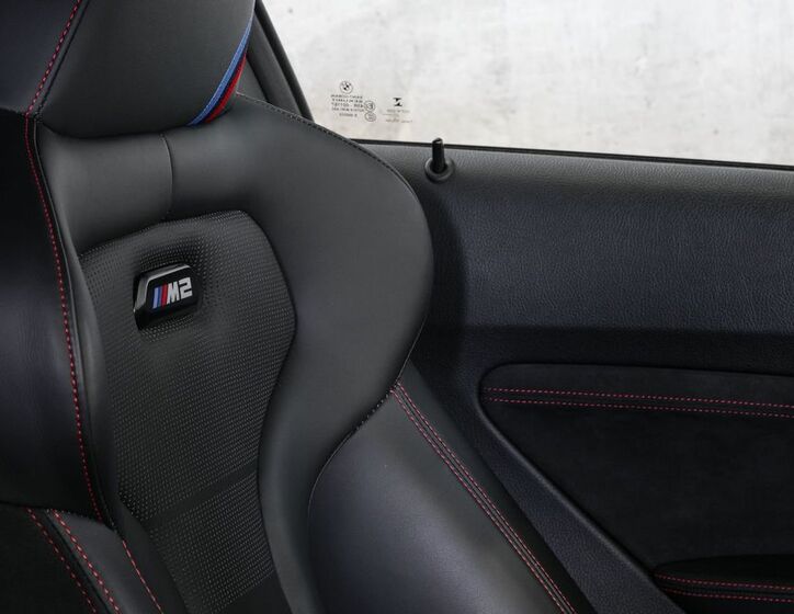 BMW M2 27