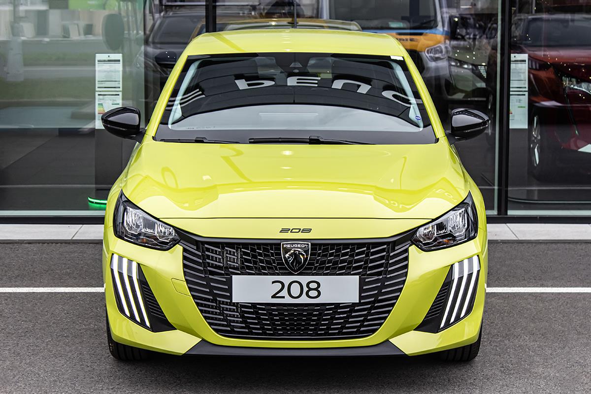 Peugeot 208