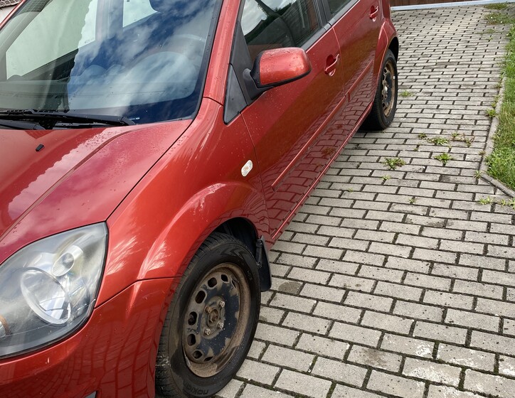 Ford Fiesta 1