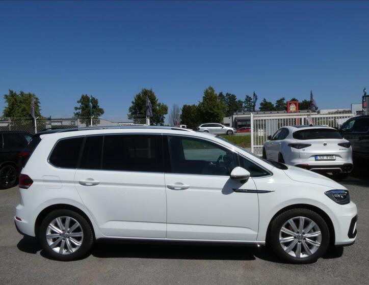 Volkswagen Touran 11