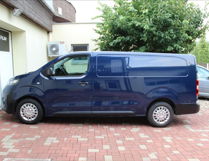 Opel Vivaro 11
