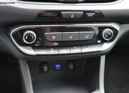 Hyundai i30 22