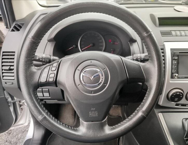 Mazda 5 16