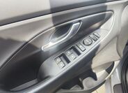Hyundai i30 31