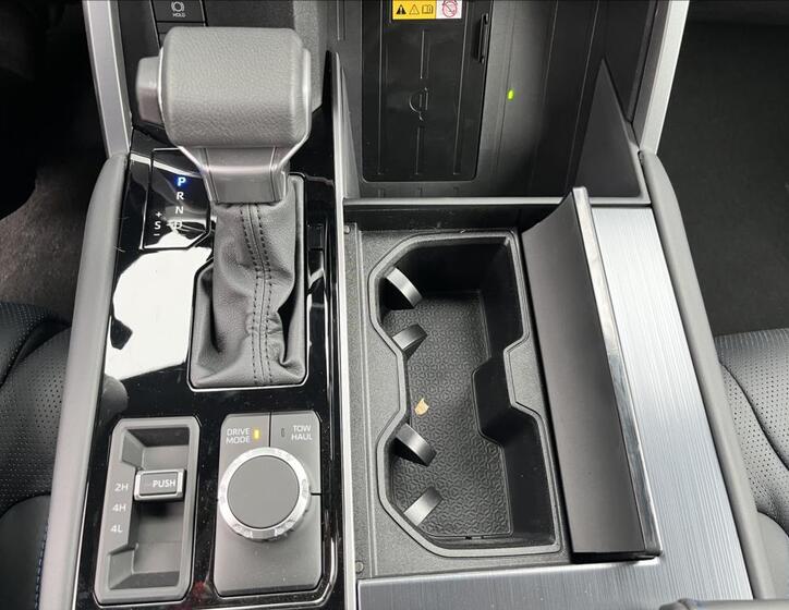 Toyota Sequoia 26