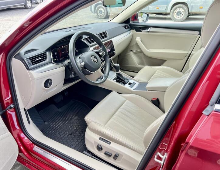 Škoda Superb 11