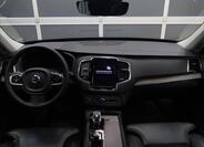 Volvo XC90 13